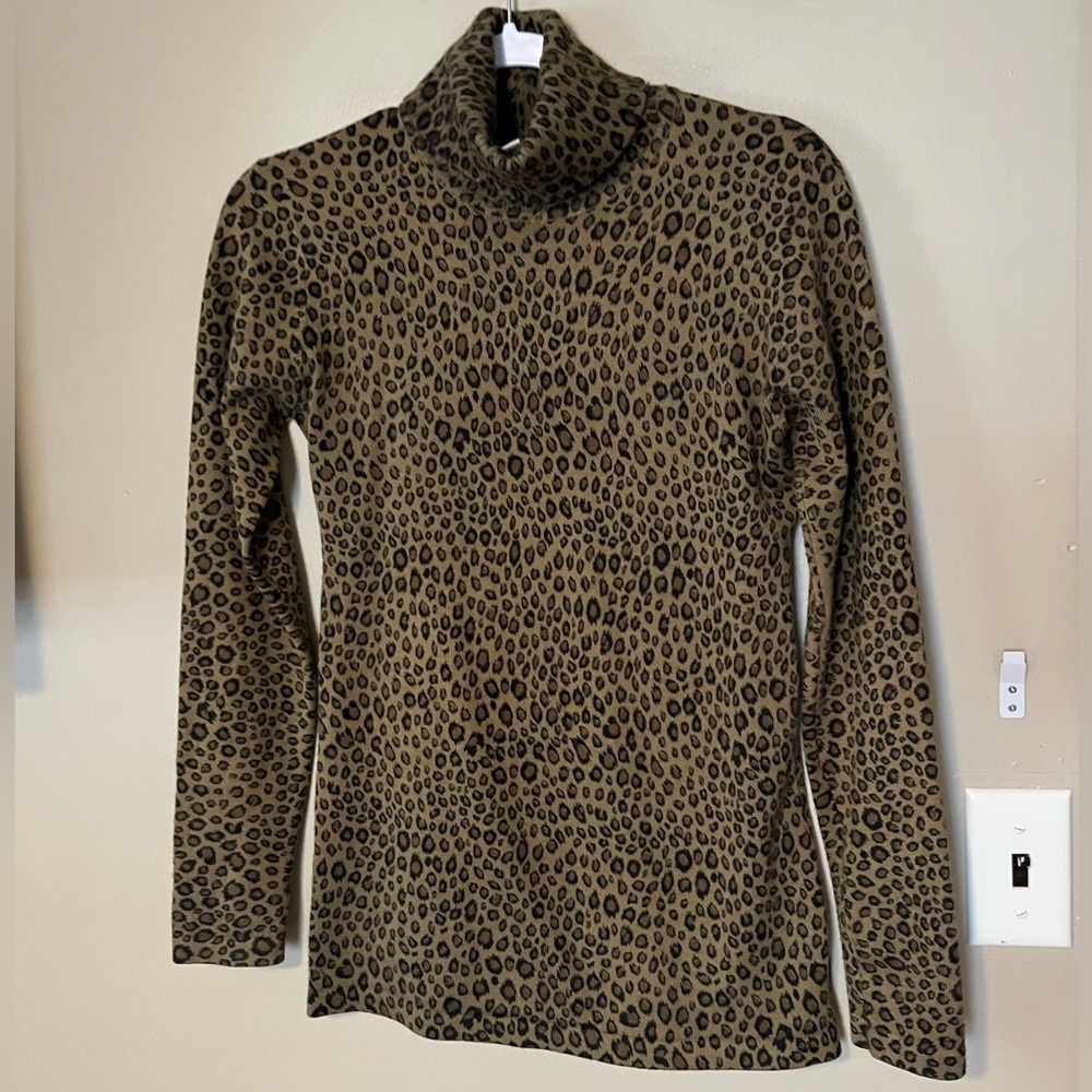 OBERMEYER Leopard Wool Turtleneck Baselayer Top